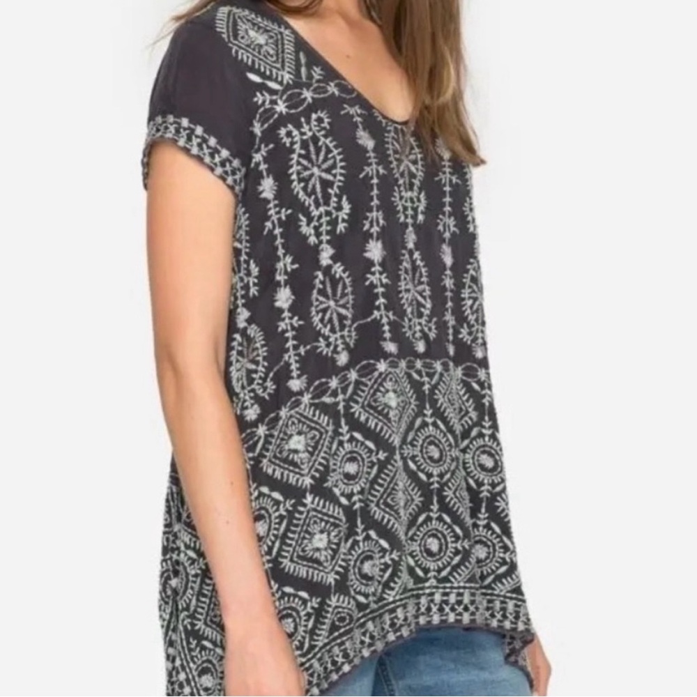 Johnny Was Kyuss Embroidered Short Sleeve Top Blouse Black Lavender Mint
Large